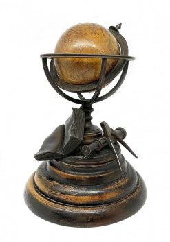 Collections | Subert Globe Terrestre Miniature. Newton & Son, Londres, Post 1833, Ante 1858