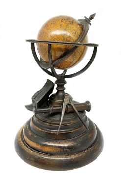 Collections | Subert Globe Terrestre Miniature. Newton & Son, Londres, Post 1833, Ante 1858