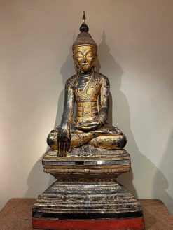 Art Nouveau | La Crédence Tres Grand Bouddha En Bois Sculpte Et Dore, Birmanie 19E Siecle