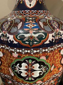 Objet De Decoration | La Crédence Tres Grande Paire De Vases Cloisonnes, Japon 19E Siecle