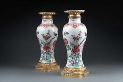 Regence | Franck Baptiste Paris Paire De Vases En Porcelaine De Chine Et Bronze Dore