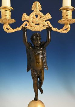 Empire | Limburg Antiquairs Paire De Chandeliers En Bronze Dore Et Patine Vers 1820