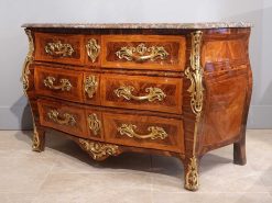 Louis Xv | Gérardin et Cie Commode Tombeau Estampillee Tairraz Xviiie Siecle