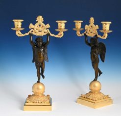 Empire | Limburg Antiquairs Paire De Chandeliers En Bronze Dore Et Patine Vers 1820