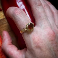 Bijouterie, Joaillerie | Matthew Holder Bague Renaissance En Or Avec Un Grenat Hessonite