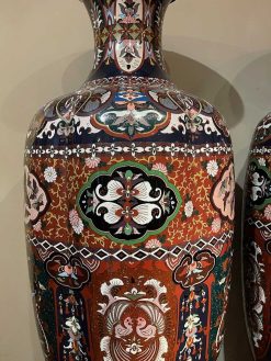 Objet De Decoration | La Crédence Tres Grande Paire De Vases Cloisonnes, Japon 19E Siecle