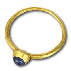 Bijouterie, Joaillerie | Matthew Holder Bague Etrier Medievale Sertie D'Un Saphir Cabochon. Angleterre 13E/14E Siecle