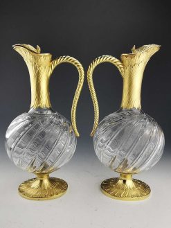 Argenterie Et Orfevrerie | L'orfèvrerie lyonnaise Odiot - Paire De Carafes En Cristal Taille Et Vermeil