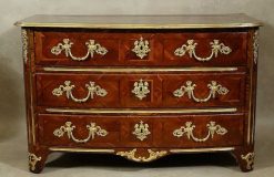 Nouveautes | Antiquités Philippe Glédel Commode Grenobloise Louis Xiv