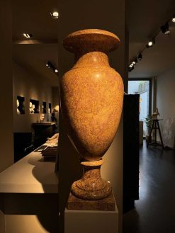 Objet De Decoration | Desmet Galerie Vase Monumental En Marbre De Brocatelle D'Espagne