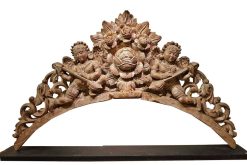 Directoire | La Crédence Arche En Bois Sculpte A Deux Anges Musiciens, Inde, Tamil Nadu 19E Siecle