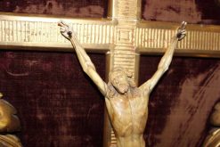 Art Sacre, Objets Religieux | Antiquités Christophe Rochet Christ En Ivoire Dans Son Cadre En Bois Dore