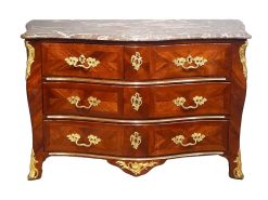 Regence | Gérardin et Cie Commode ''Tombeau'' Estampillee Louis Delaitre Epoque Xviiie