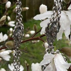 Bijouterie, Joaillerie | Matthew Holder Double Chaine Longue En Argent Sertie De Tetes De Puti, Italie Xviie Siecle