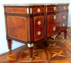 Transition | GSLR Antiques Commode A La Grecque D'Epoque Louis Xv