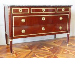 Louis Xvi | GSLR Antiques Commode Louis Xvi En Acajou