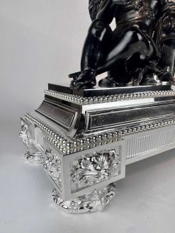 Louis Xvi | Robin Kowalski Antiques Christofle Paris - Importante Pendule De Cheminee En Bronze Argente