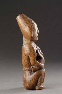 Art Tribal | Finch and Co Figure De Maternite Tres Ancienne De La Cote Nord-Ouest Du Pacifique