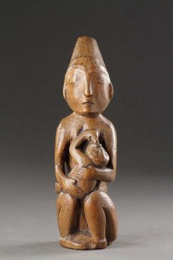 Art Tribal | Finch and Co Figure De Maternite Tres Ancienne De La Cote Nord-Ouest Du Pacifique