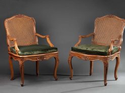 Louis Xv | Galerie Delage Paire De Fauteuils Cannes A La Reine Par Jean Avisse