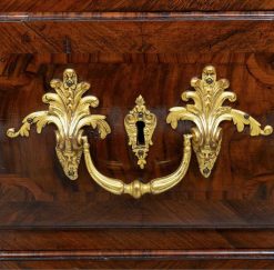 Regence | French Accents Commode Scribanne D'Epoque Regence