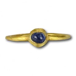 Bijouterie, Joaillerie | Matthew Holder Bague Etrier Medievale Sertie D'Un Saphir Cabochon. Angleterre 13E/14E Siecle