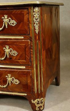 Nouveautes | Antiquités Philippe Glédel Commode Grenobloise Louis Xiv