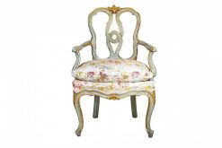 Louis Xv | Galleria Sinigaglia Paire De Fauteuils Venitiens En Bois Laque Et Dore, Milieu Du Xviiie Siecle