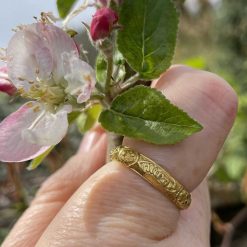 Bijouterie, Joaillerie | Matthew Holder Bague Bouquet En Or Gravee D'Une Lettre Noir, Xve Siecle