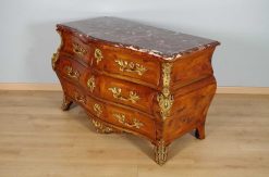 Regence | Antiquités Saint Jean Commode Tombeau Epoque Regence