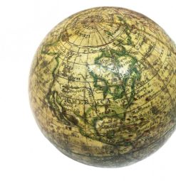 Collections | Subert Globe De Poche. Londres, Entre 1775 Et 1798. Reedition Du Globe 1719 Par Hermann Moll