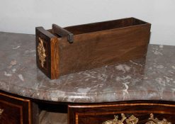 Regence | Galerie Lauretta Commode Epoque Regence Estampillee Antoine Criaerd