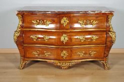 Regence | Antiquités Saint Jean Commode Tombeau Epoque Regence